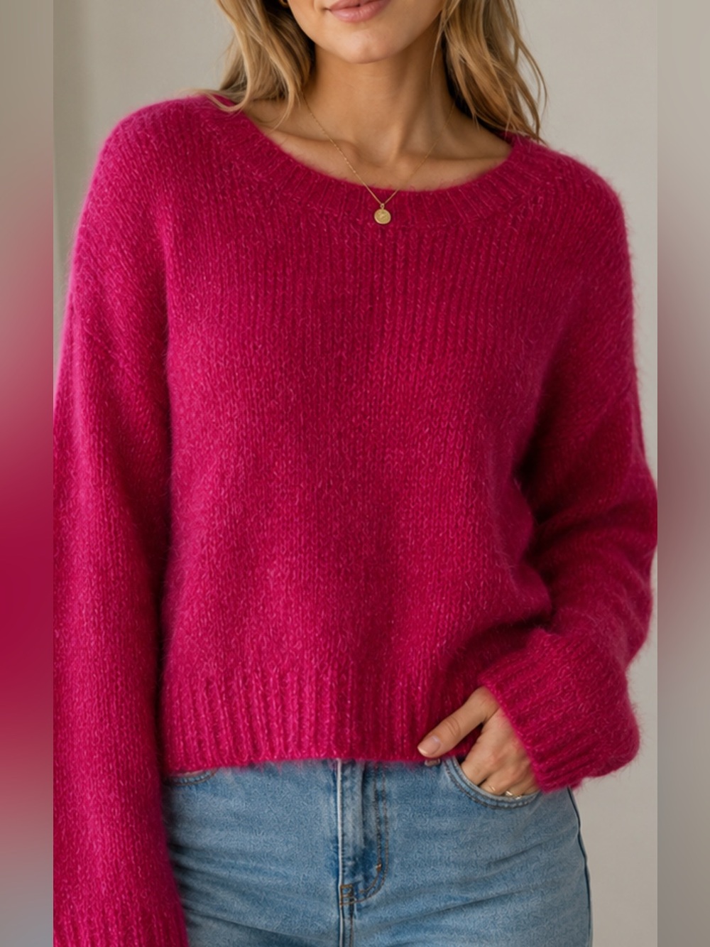 Women’s L Fuchsia Wool Alpaca Blend Oversized Fuzzy Knit Sweater